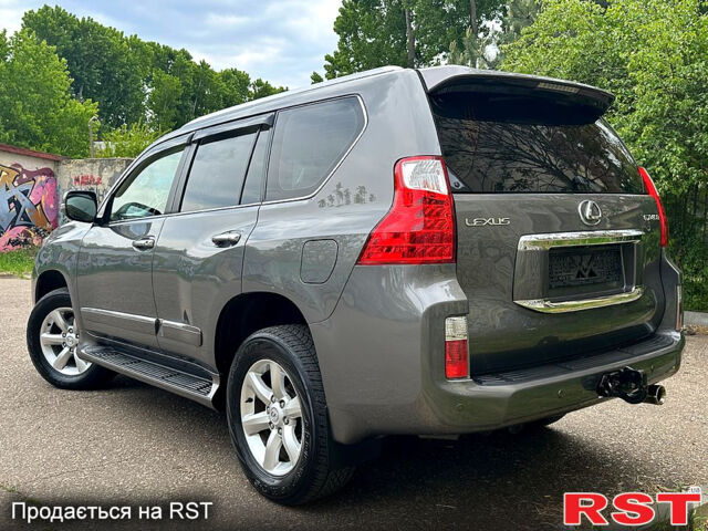 Лексус ГХ, об'ємом двигуна 4.6 л та пробігом 103 тис. км за 31000 $, фото 3 на Automoto.ua