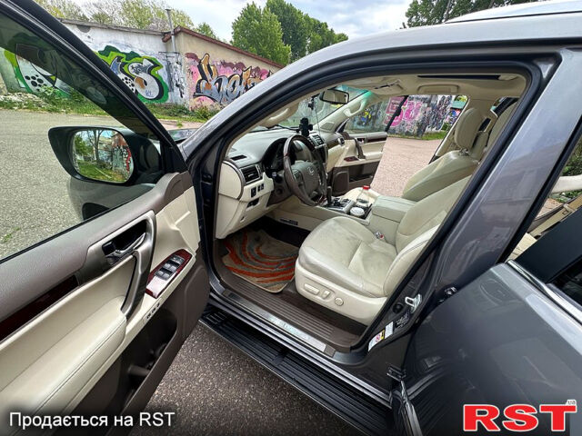 Лексус ГХ, об'ємом двигуна 4.6 л та пробігом 103 тис. км за 31000 $, фото 6 на Automoto.ua