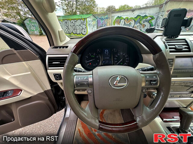 Лексус ГХ, об'ємом двигуна 4.6 л та пробігом 103 тис. км за 31000 $, фото 8 на Automoto.ua