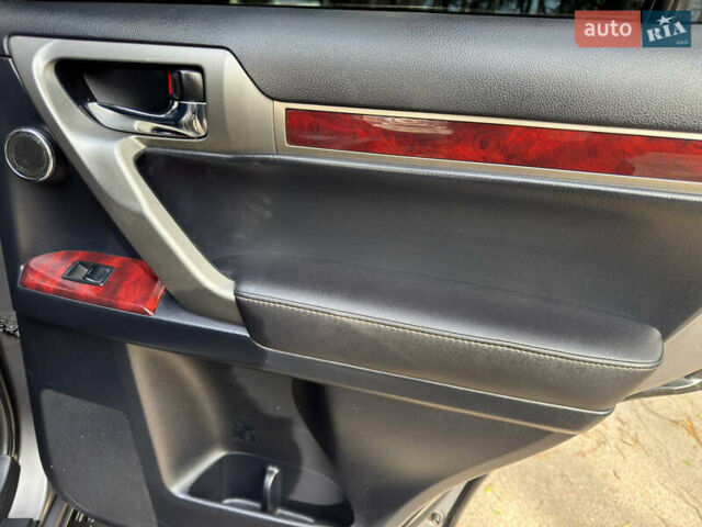 Лексус ГХ, об'ємом двигуна 4.6 л та пробігом 189 тис. км за 27999 $, фото 55 на Automoto.ua
