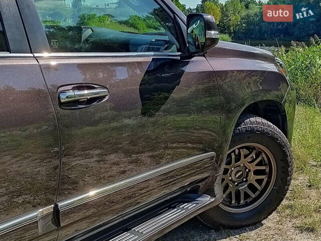 Лексус ГХ, объемом двигателя 4.6 л и пробегом 198 тыс. км за 30000 $, фото 10 на Automoto.ua