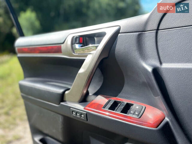 Лексус ГХ, объемом двигателя 4.6 л и пробегом 198 тыс. км за 30000 $, фото 55 на Automoto.ua