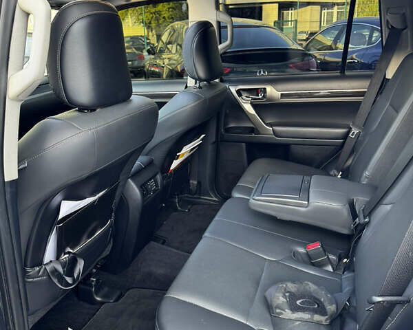 Лексус ГХ, объемом двигателя 4.61 л и пробегом 198 тыс. км за 30999 $, фото 7 на Automoto.ua