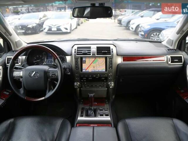 Лексус ГХ, объемом двигателя 4.6 л и пробегом 184 тыс. км за 27400 $, фото 13 на Automoto.ua