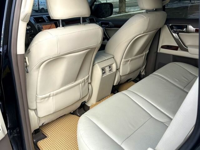 Лексус ГХ, объемом двигателя 4.6 л и пробегом 245 тыс. км за 28000 $, фото 3 на Automoto.ua