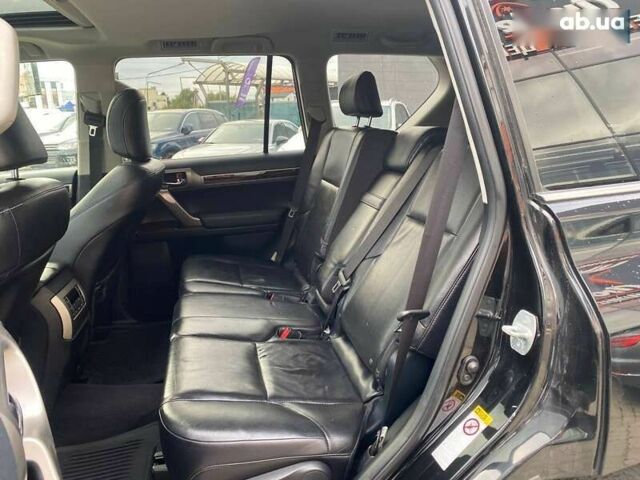 Лексус ГХ, объемом двигателя 4.6 л и пробегом 120 тыс. км за 33500 $, фото 21 на Automoto.ua