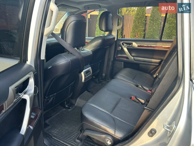 Лексус ГХ, объемом двигателя 4.6 л и пробегом 255 тыс. км за 39900 $, фото 4 на Automoto.ua