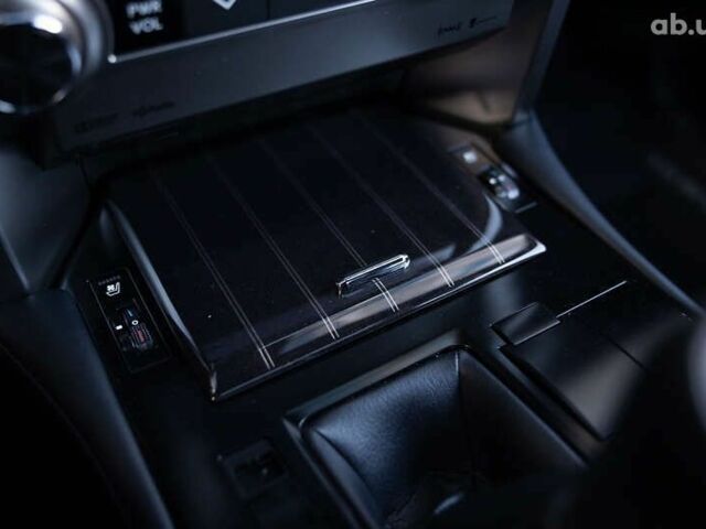 Лексус ГХ, объемом двигателя 4.6 л и пробегом 123 тыс. км за 56000 $, фото 23 на Automoto.ua