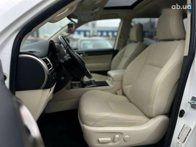 Лексус ГХ, объемом двигателя 4.6 л и пробегом 10 тыс. км за 47500 $, фото 14 на Automoto.ua