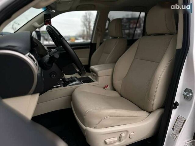 Лексус ГХ, об'ємом двигуна 4.6 л та пробігом 10 тис. км за 47500 $, фото 16 на Automoto.ua
