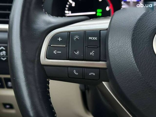 Лексус ГХ, объемом двигателя 4.6 л и пробегом 10 тыс. км за 47500 $, фото 25 на Automoto.ua