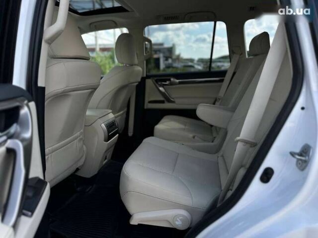 Лексус ГХ, об'ємом двигуна 4.6 л та пробігом 10 тис. км за 47500 $, фото 13 на Automoto.ua