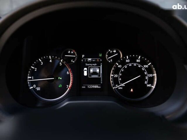 Лексус ГХ, объемом двигателя 4.6 л и пробегом 123 тыс. км за 56000 $, фото 22 на Automoto.ua