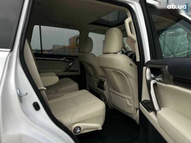 Лексус ГХ, об'ємом двигуна 4.6 л та пробігом 10 тис. км за 47500 $, фото 18 на Automoto.ua