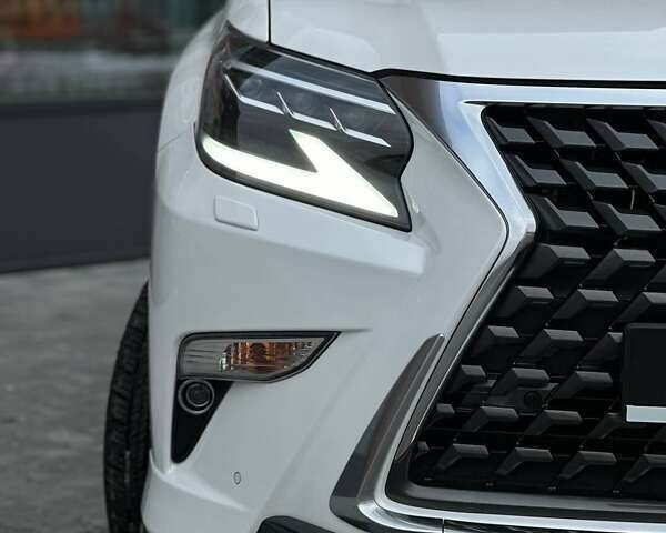 Лексус ГХ, об'ємом двигуна 4.6 л та пробігом 10 тис. км за 47500 $, фото 4 на Automoto.ua