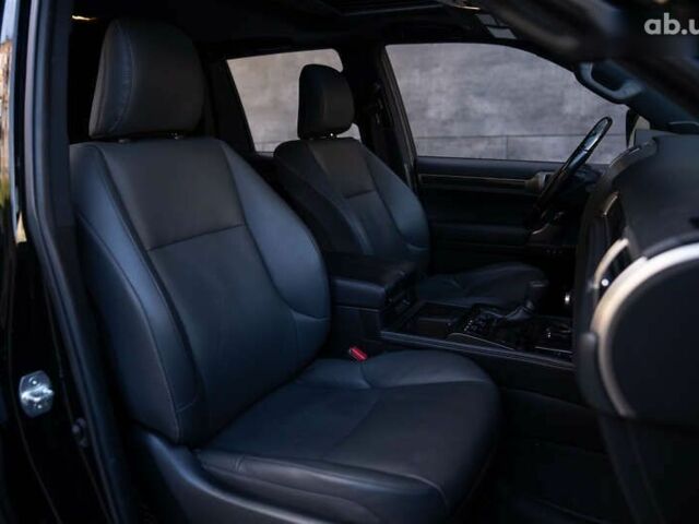 Лексус ГХ, объемом двигателя 4.6 л и пробегом 123 тыс. км за 56000 $, фото 27 на Automoto.ua