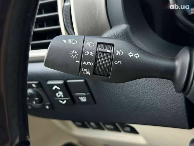 Лексус ГХ, об'ємом двигуна 4.6 л та пробігом 10 тис. км за 47500 $, фото 28 на Automoto.ua