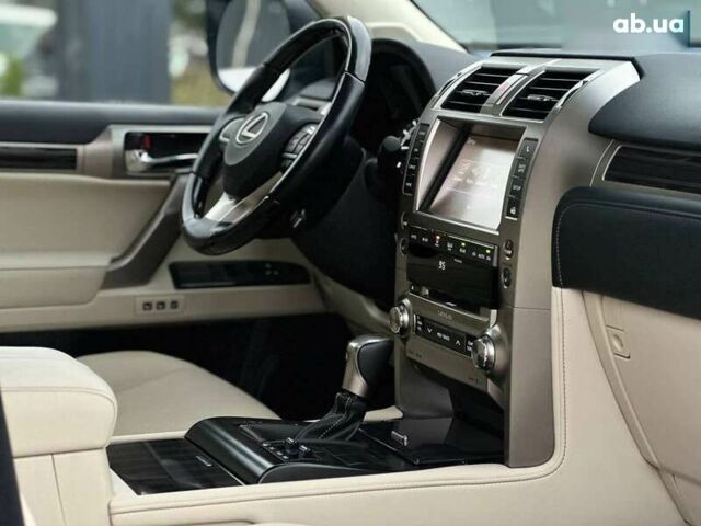 Лексус ГХ, объемом двигателя 4.6 л и пробегом 10 тыс. км за 47500 $, фото 13 на Automoto.ua