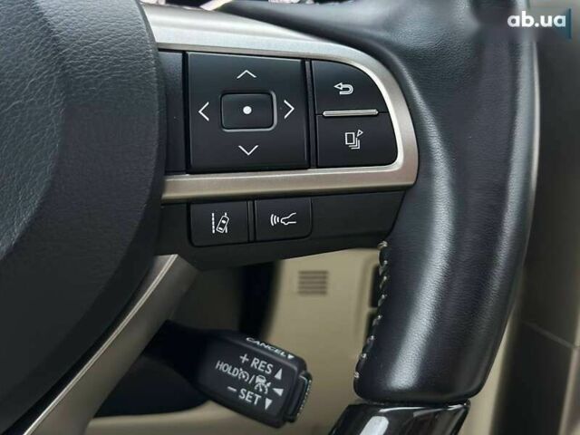 Лексус ГХ, объемом двигателя 4.6 л и пробегом 10 тыс. км за 47500 $, фото 24 на Automoto.ua