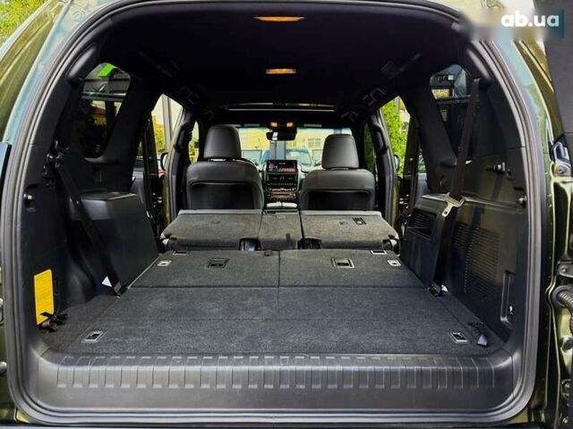 Лексус ГХ, объемом двигателя 4.6 л и пробегом 40 тыс. км за 53499 $, фото 26 на Automoto.ua