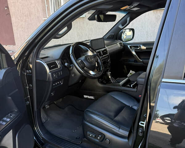 Лексус ГХ, объемом двигателя 4.61 л и пробегом 43 тыс. км за 72000 $, фото 3 на Automoto.ua