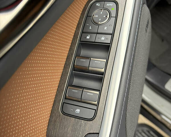 Лексус ГХ, объемом двигателя 3.5 л и пробегом 5 тыс. км за 101000 $, фото 13 на Automoto.ua