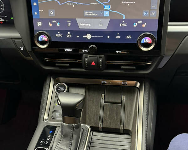 Лексус ГХ, объемом двигателя 3.5 л и пробегом 5 тыс. км за 101000 $, фото 38 на Automoto.ua