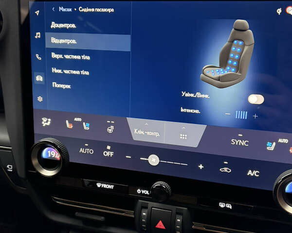 Лексус ГХ, объемом двигателя 3.5 л и пробегом 5 тыс. км за 101000 $, фото 39 на Automoto.ua