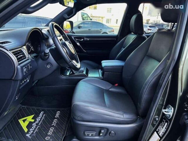 Лексус ГХ, объемом двигателя 4.6 л и пробегом 37 тыс. км за 60500 $, фото 16 на Automoto.ua