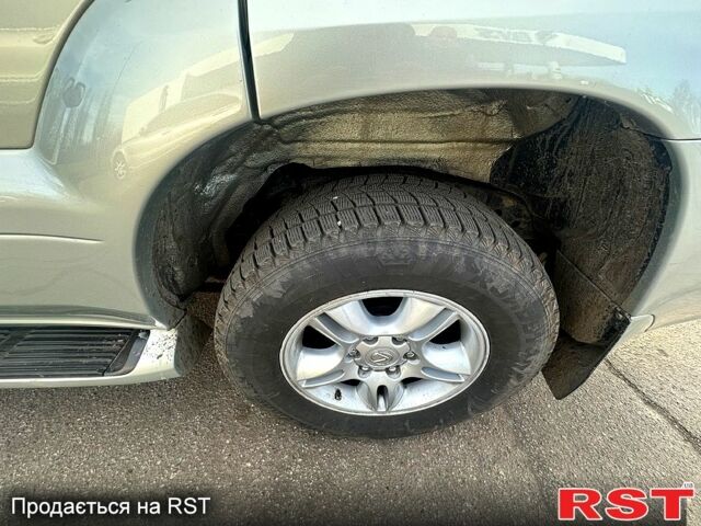 Сірий Лексус ГХ, об'ємом двигуна 4.7 л та пробігом 250 тис. км за 13500 $, фото 6 на Automoto.ua