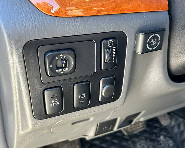 Серый Лексус ГХ, объемом двигателя 4.66 л и пробегом 252 тыс. км за 13999 $, фото 8 на Automoto.ua