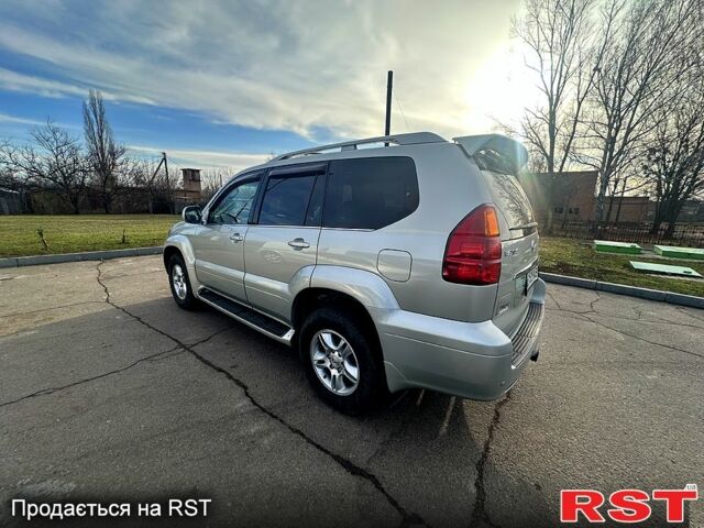 Сірий Лексус ГХ, об'ємом двигуна 4.7 л та пробігом 250 тис. км за 13500 $, фото 1 на Automoto.ua