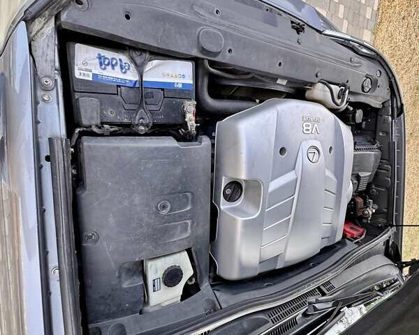Лексус ГХ 2004 у Одесі на Automoto.ua Сірий Лексус ГХ, об'ємом двигуна 4.66 л та пробігом 174 тис. км за 12700 $, фото 82 на Automoto.ua