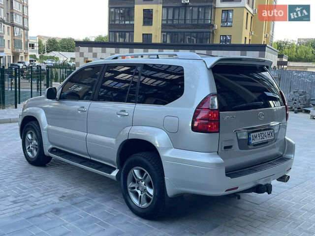 Сірий Лексус ГХ, об'ємом двигуна 4.7 л та пробігом 375 тис. км за 12850 $, фото 1 на Automoto.ua
