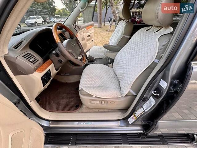 Лексус ГХ 2004 у Одесі на Automoto.ua Сірий Лексус ГХ, об'ємом двигуна 4.66 л та пробігом 174 тис. км за 12700 $, фото 51 на Automoto.ua