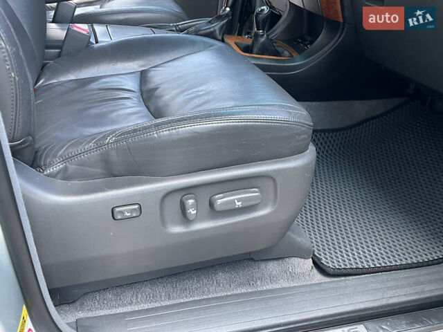 Сірий Лексус ГХ, об'ємом двигуна 4.7 л та пробігом 375 тис. км за 12850 $, фото 77 на Automoto.ua