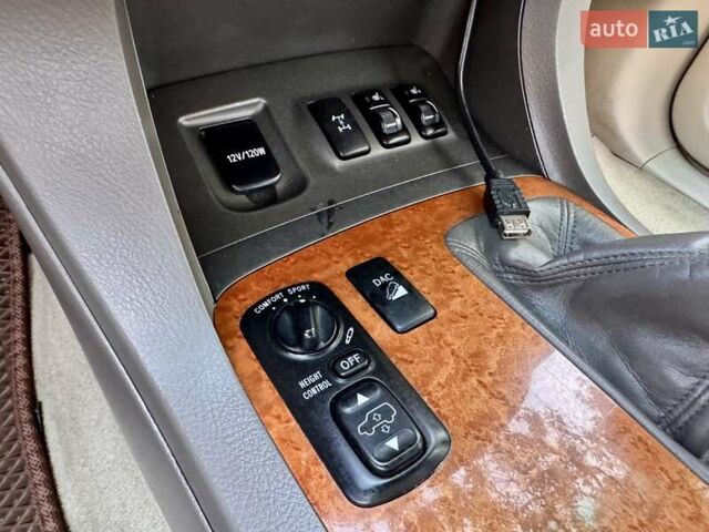 Лексус ГХ 2004 у Одесі на Automoto.ua Сірий Лексус ГХ, об'ємом двигуна 4.66 л та пробігом 174 тис. км за 12700 $, фото 77 на Automoto.ua