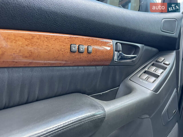 Сірий Лексус ГХ, об'ємом двигуна 4.7 л та пробігом 375 тис. км за 12850 $, фото 74 на Automoto.ua