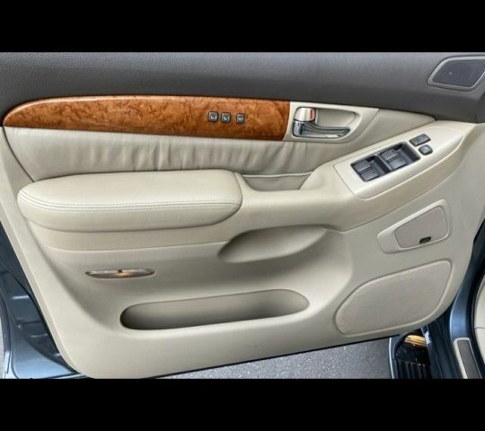 Сірий Лексус ГХ, об'ємом двигуна 4.7 л та пробігом 190 тис. км за 14600 $, фото 9 на Automoto.ua