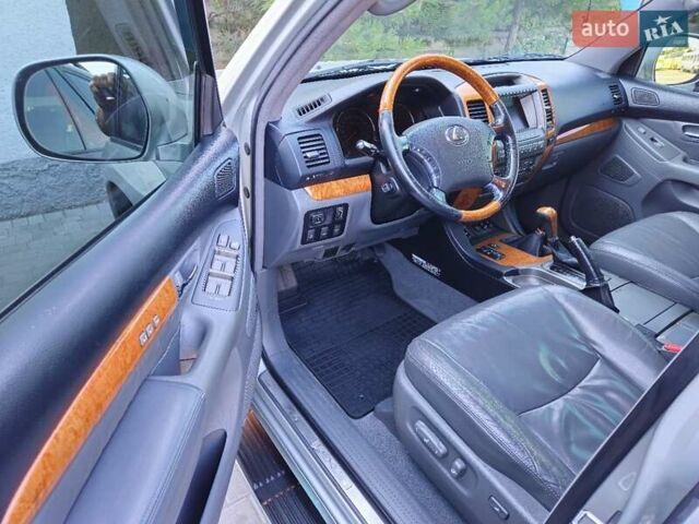 Серый Лексус ГХ, объемом двигателя 4.66 л и пробегом 170 тыс. км за 18000 $, фото 19 на Automoto.ua