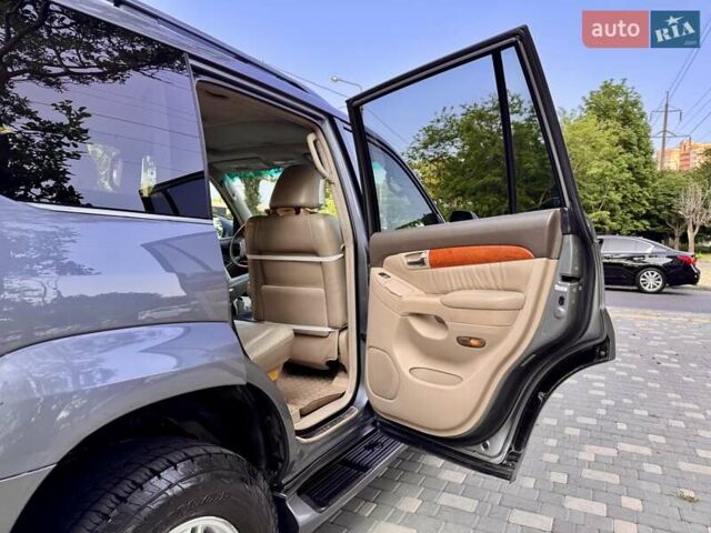 Лексус ГХ 2004 у Одесі на Automoto.ua Сірий Лексус ГХ, об'ємом двигуна 4.66 л та пробігом 174 тис. км за 12700 $, фото 65 на Automoto.ua