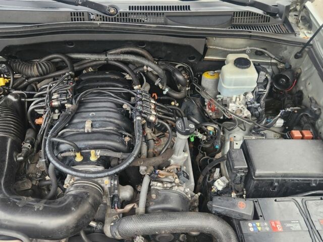 Сірий Лексус ГХ, об'ємом двигуна 4.7 л та пробігом 226 тис. км за 14800 $, фото 4 на Automoto.ua