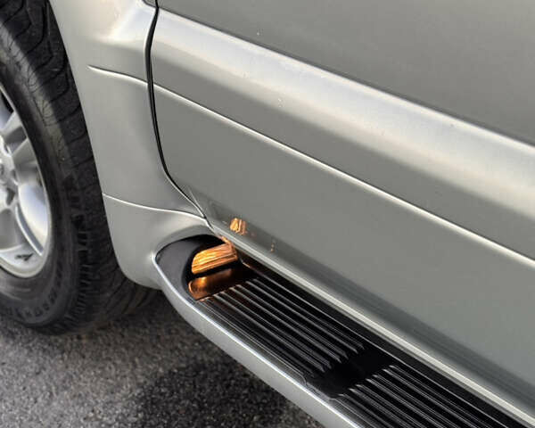 Серый Лексус ГХ, объемом двигателя 4.7 л и пробегом 217 тыс. км за 14200 $, фото 10 на Automoto.ua