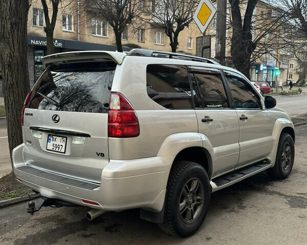 Серый Лексус ГХ, объемом двигателя 4.66 л и пробегом 300 тыс. км за 15500 $, фото 22 на Automoto.ua