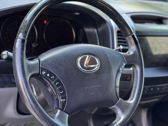 Сірий Лексус ГХ, об'ємом двигуна 4.7 л та пробігом 217 тис. км за 14200 $, фото 14 на Automoto.ua