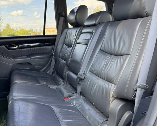 Серый Лексус ГХ, объемом двигателя 4.7 л и пробегом 217 тыс. км за 14200 $, фото 23 на Automoto.ua