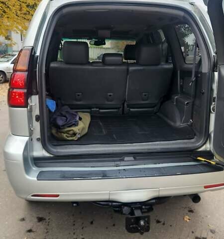 Серый Лексус ГХ, объемом двигателя 4.66 л и пробегом 285 тыс. км за 14600 $, фото 2 на Automoto.ua