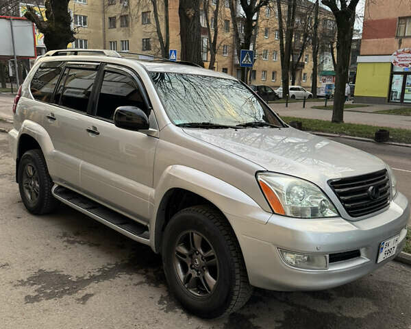 Серый Лексус ГХ, объемом двигателя 4.66 л и пробегом 300 тыс. км за 15500 $, фото 17 на Automoto.ua