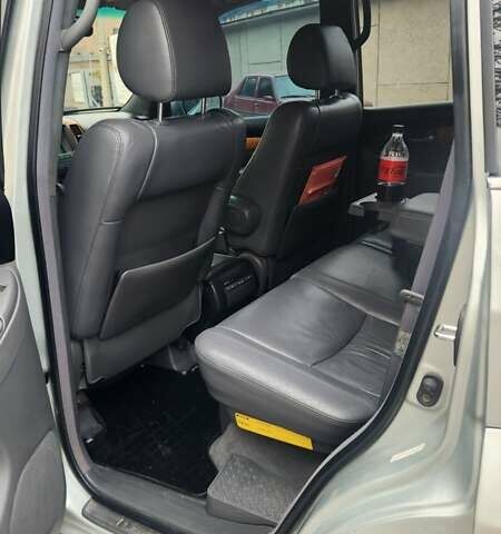 Серый Лексус ГХ, объемом двигателя 4.66 л и пробегом 285 тыс. км за 14600 $, фото 15 на Automoto.ua