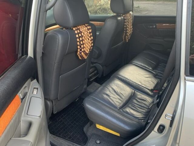 Серый Лексус ГХ, объемом двигателя 4.7 л и пробегом 457 тыс. км за 12500 $, фото 7 на Automoto.ua